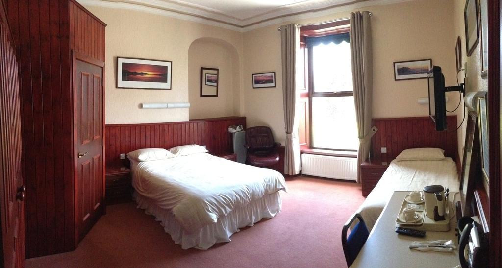 Beeches Aberdeen Room photo